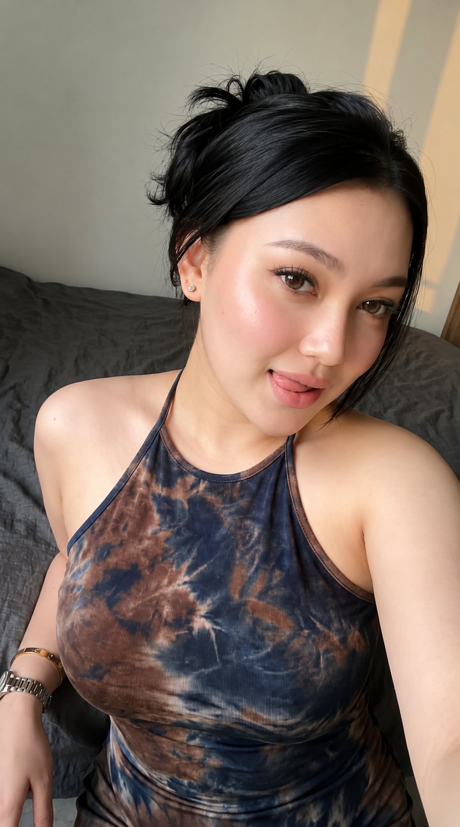 Create an ultra-realistic, high-end smartphone selfie of a beautiful yo… 1